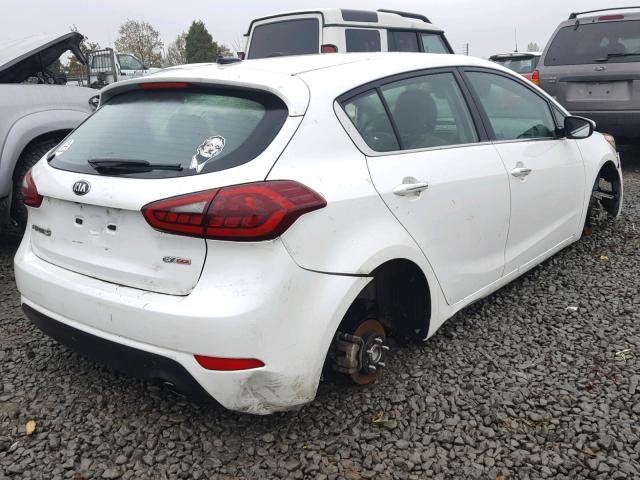 KNAFX5A80G5628819 - 2016 KIA FORTE EX WHITE photo 4