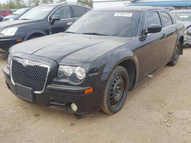 2C3CA2CV6AH329011 - 2010 CHRYSLER 300 S BLACK photo 2