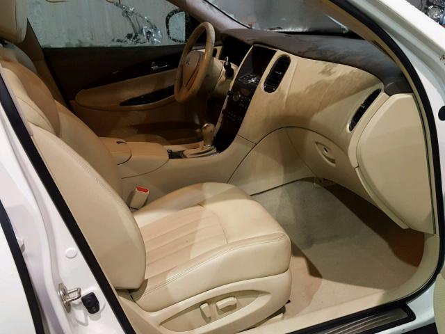 JN1AJ0HR3BM850613 - 2011 INFINITI EX35 BASE WHITE photo 5