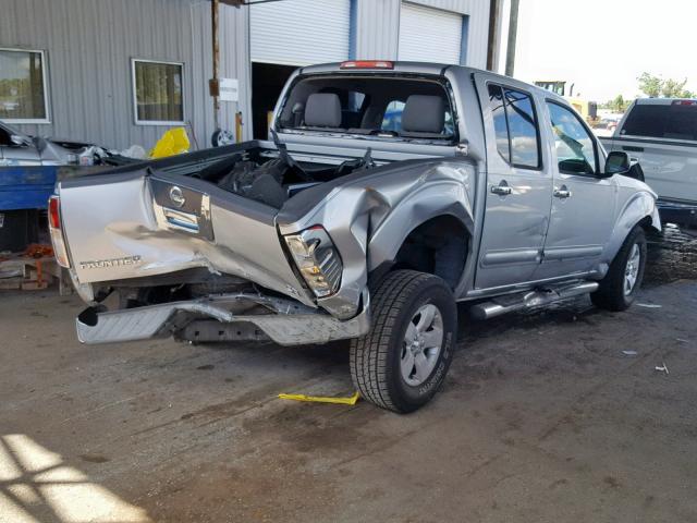 1N6AD0ER4AC433947 - 2010 NISSAN FRONTIER C SILVER photo 4