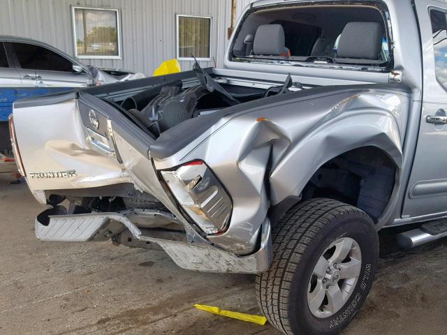 1N6AD0ER4AC433947 - 2010 NISSAN FRONTIER C SILVER photo 9