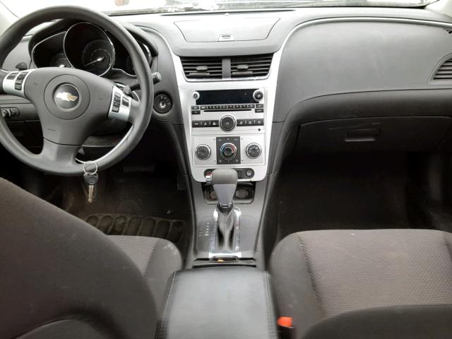 1G1ZH57B994188987 - 2009 CHEVROLET MALIBU 1LT SILVER photo 9