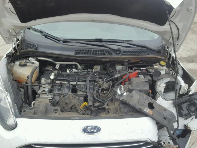 3FADP4BJ8FM181337 - 2015 FORD FIESTA SE WHITE photo 7