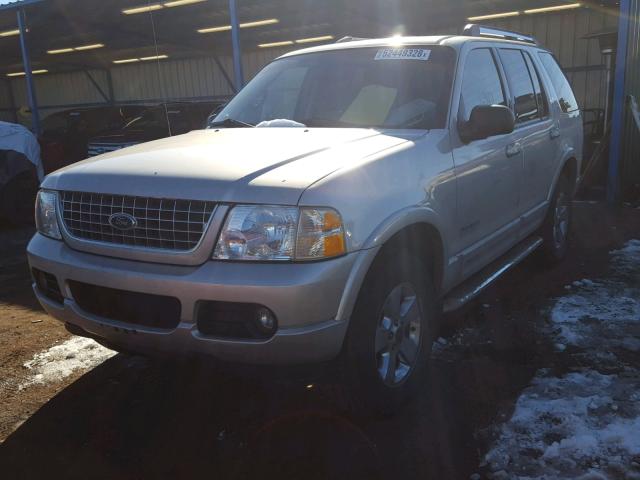 1FMZU75E75UA36806 - 2005 FORD EXPLORER L SILVER photo 2