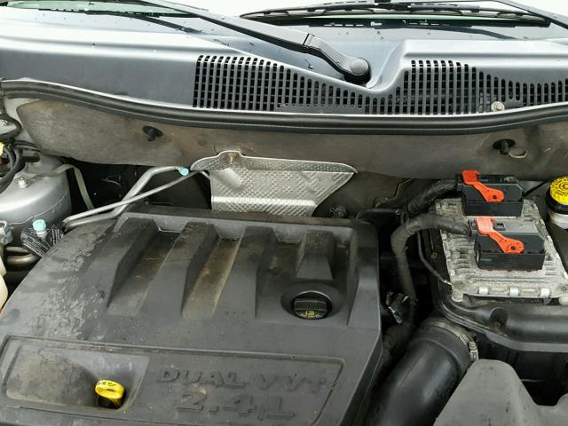 1J4NF1FB6BD282735 - 2011 JEEP COMPASS SP 银色 照片 7