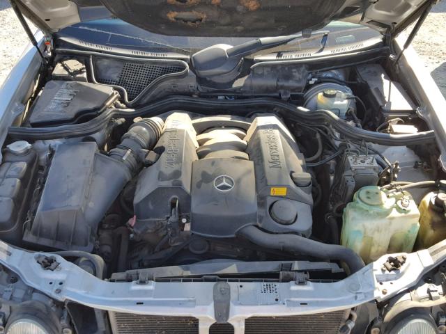 WDBJH65J31B348882 - 2001 MERCEDES-BENZ E 320 SILVER photo 7