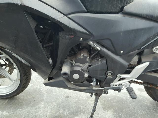 MLHMC4101C5207421 - 2012 HONDA CBR250 R BLACK photo 7