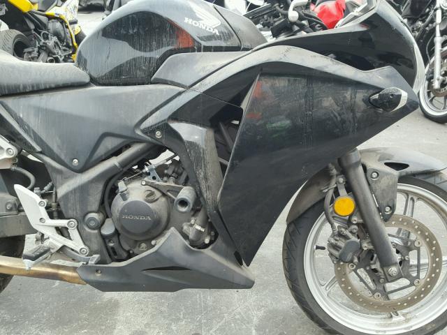 MLHMC4101C5207421 - 2012 HONDA CBR250 R BLACK photo 9