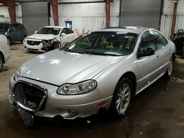 2C3HC56G1YH149198 - 2000 CHRYSLER LHS SILVER photo 2