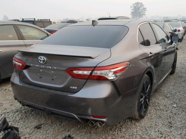 4T1B61HK5JU104265 - 2018 TOYOTA CAMRY XSE CHARCOAL photo 4