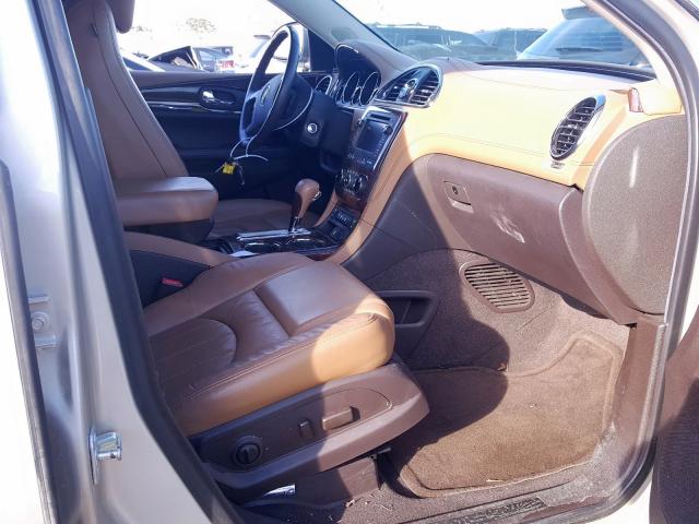 5GAKVCKD4HJ264583 - 2017 BUICK ENCLAVE TAN photo 5