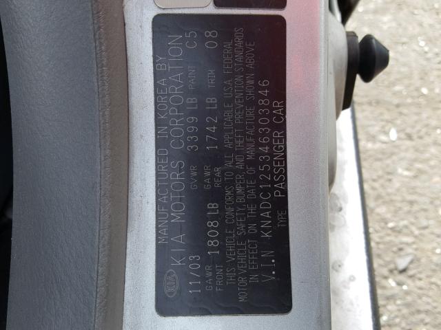 KNADC125346303846 - 2004 KIA RIO SILVER photo 10