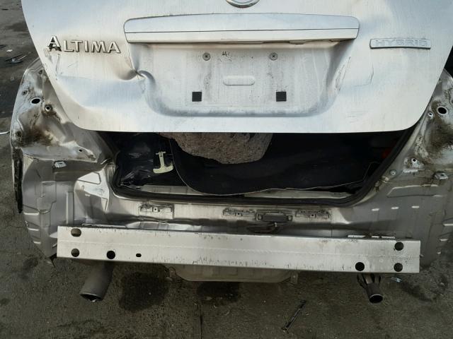 1N4CL21E58C199203 - 2008 NISSAN ALTIMA HYB SILVER photo 9