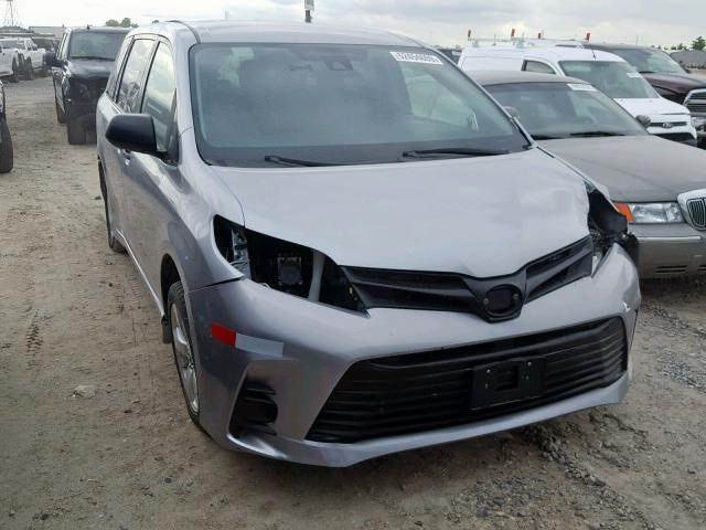 5TDZZ3DC7JS945092 - 2018 TOYOTA SIENNA L SILVER photo 1