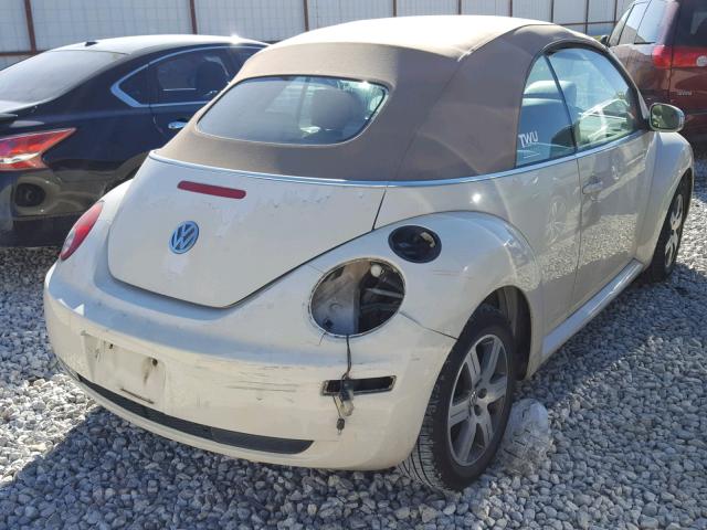 3VWRF31Y76M323749 - 2006 VOLKSWAGEN NEW BEETLE CREAM photo 4