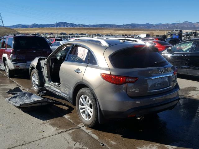 JN8CS1MW8FM480984 - 2015 INFINITI QX70 GRAY photo 4