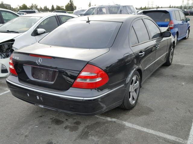 WDBUF65J23A358685 - 2003 MERCEDES-BENZ E 320 BLACK photo 4