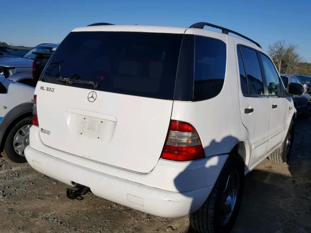 4JGAB54E0YA161726 - 2000 MERCEDES-BENZ ML 320 WHITE photo 4