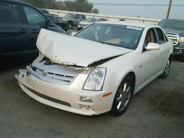 1G6DC67A650166303 - 2005 CADILLAC STS WHITE photo 2