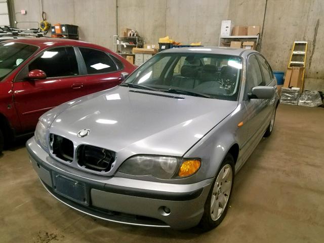 WBAEU33405PF63719 - 2005 BMW 325 XI SILVER photo 2