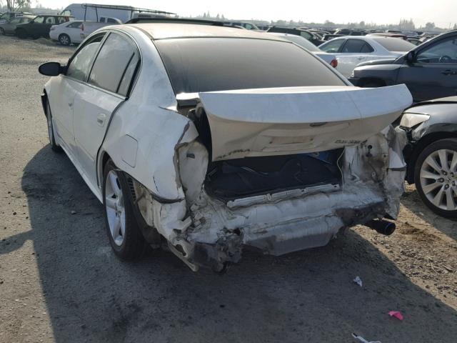 1N4BL11E25C205248 - 2005 NISSAN ALTIMA SE WHITE photo 3