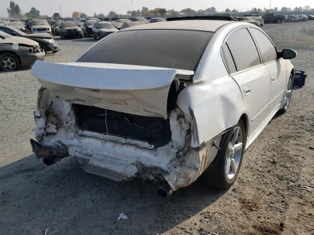 1N4BL11E25C205248 - 2005 NISSAN ALTIMA SE WHITE photo 4