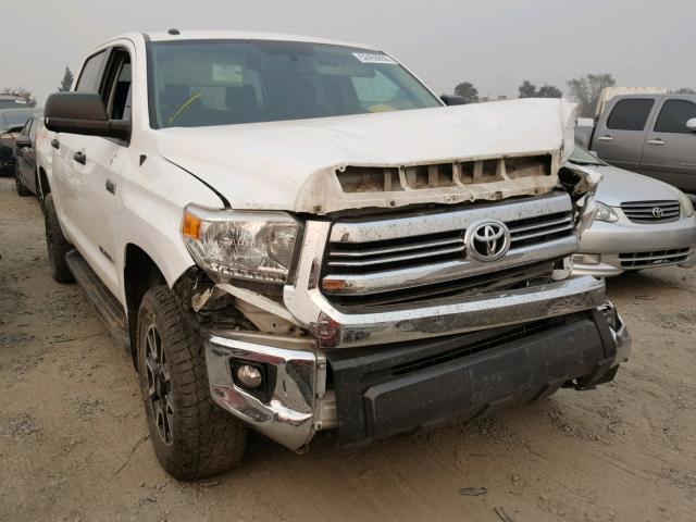 5TFDY5F10GX558360 - 2016 TOYOTA TUNDRA CRE WHITE photo 1