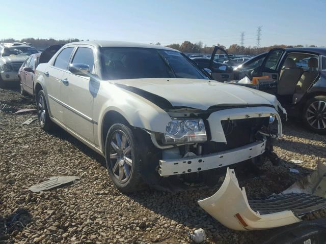 2C3CA5CVXAH221556 - 2010 CHRYSLER 300 TOURIN WHITE photo 1