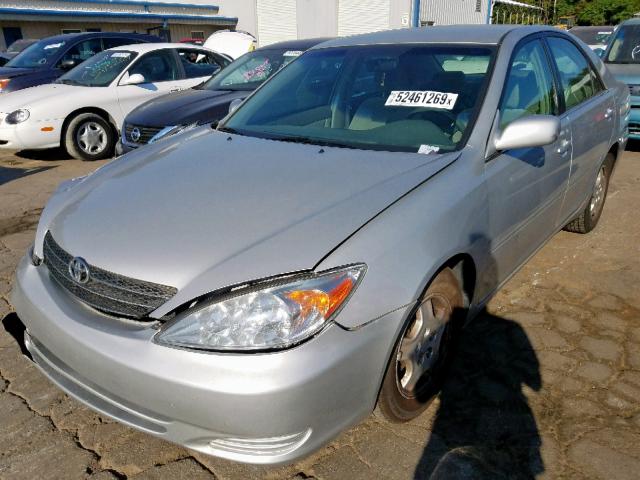 4T1BF32K13U044430 - 2003 TOYOTA CAMRY LE SILVER photo 2