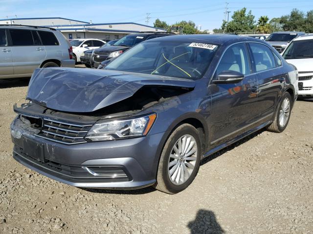 1VWBT7A34HC022320 - 2017 VOLKSWAGEN PASSAT SE GRAY photo 2