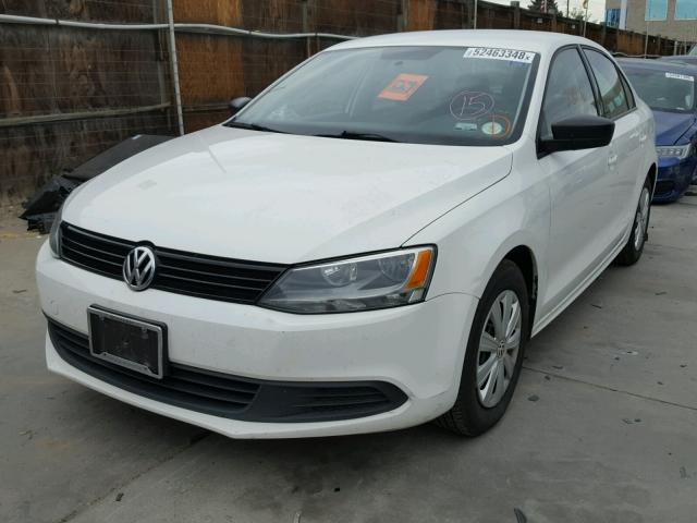 3VW2K7AJ4CM470615 - 2012 VOLKSWAGEN JETTA BASE Սպիտակ լուսանկար 2