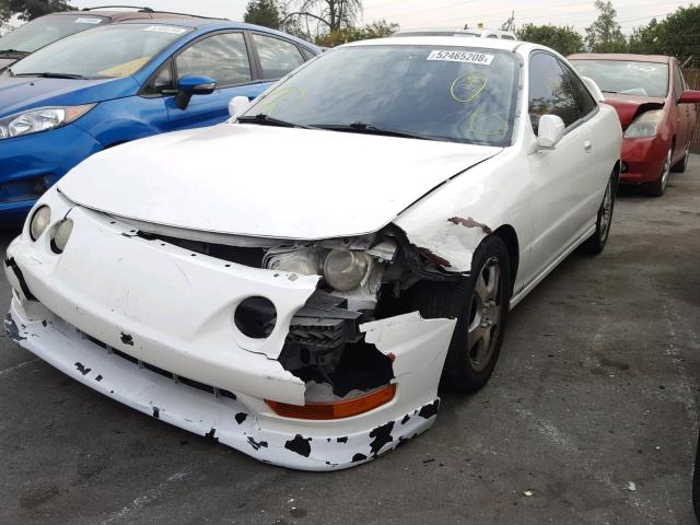 JH4DC434XWS009623 - 1998 ACURA INTEGRA RS WHITE photo 2