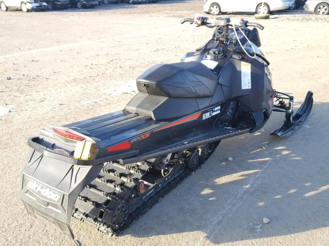 2BPSUWFA1FV000059 - 2015 SKI DOO RENEGADE BLACK photo 4