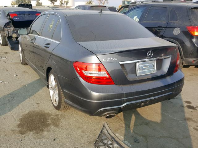 WDDGF4HBXDR274470 - 2013 MERCEDES-BENZ C 250 GRAY photo 3