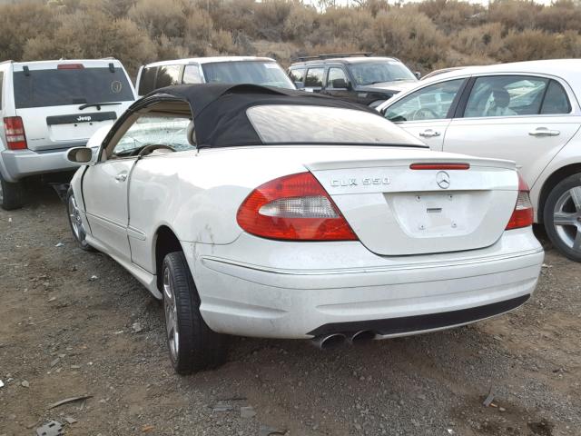 WDBTK72F47T075955 - 2007 MERCEDES-BENZ CLK 550 WHITE photo 3