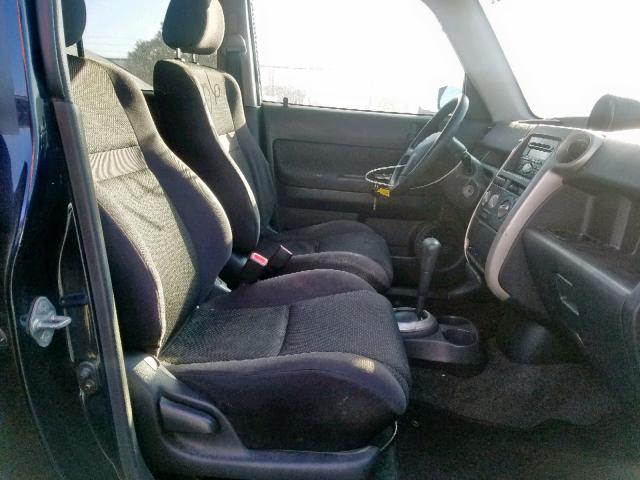 JTLKT324040131926 - 2004 TOYOTA SCION XB ლურჯი ფოტო 5