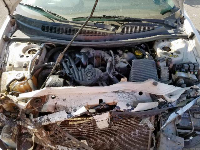 1B3EL36T34N181539 - 2004 DODGE STRATUS SE WHITE photo 7