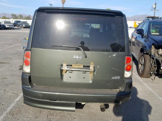 JTLKT334840131431 - 2004 TOYOTA SCION XB ნაცრისფერი ფოტო 9