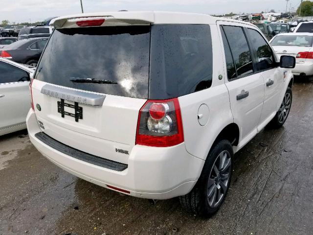 SALFT24N48H075180 - 2008 LAND ROVER LR2 HSE TE WHITE photo 4