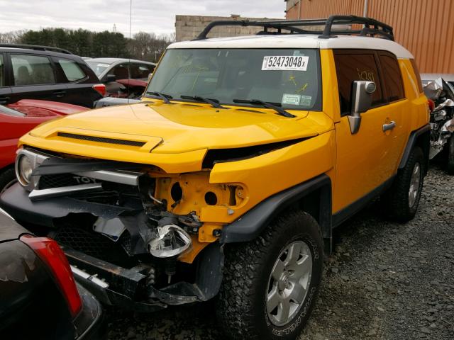 JTEBU11F270023467 - 2007 TOYOTA FJ CRUISER YELLOW photo 2