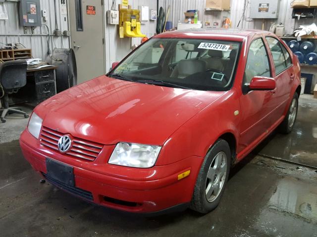 3VWSA29M0XM040090 - 1999 VOLKSWAGEN JETTA GLS RED photo 2