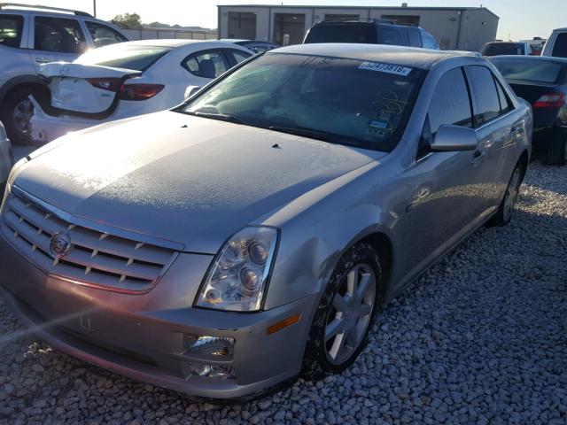 1G6DW677450146434 - 2005 CADILLAC STS SILVER photo 2