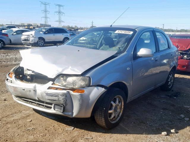 KL1TD52605B432414 - 2005 CHEVROLET AVEO BASE Күміс фото 2