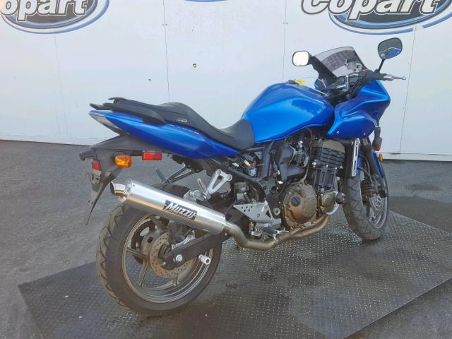 JKAZRDK135A000984 - 2005 KAWASAKI ZR750 K1 BLUE photo 4