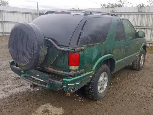 1GNCT18W0YK218207 - 2000 CHEVROLET BLAZER GREEN photo 4