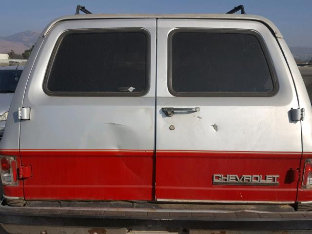 1GNEV16K0KF139459 - 1989 CHEVROLET SUBURBAN V SILVER photo 9