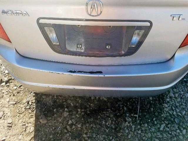 19UUA66296A014705 - 2006 ACURA 3.2TL SILVER photo 9