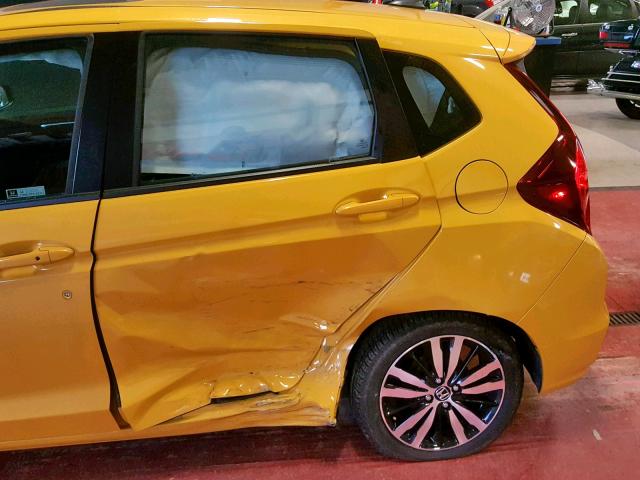 3HGGK5H80KM712879 - 2019 HONDA FIT EX YELLOW photo 9