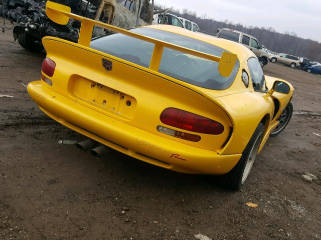 1B3ER69E42V102194 - 2002 DODGE VIPER GTS YELLOW photo 4