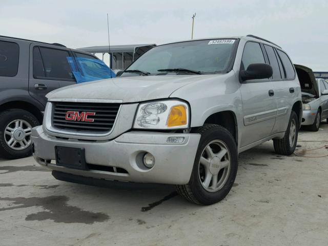 1GKDT13S842319947 - 2004 GMC ENVOY SILVER photo 2